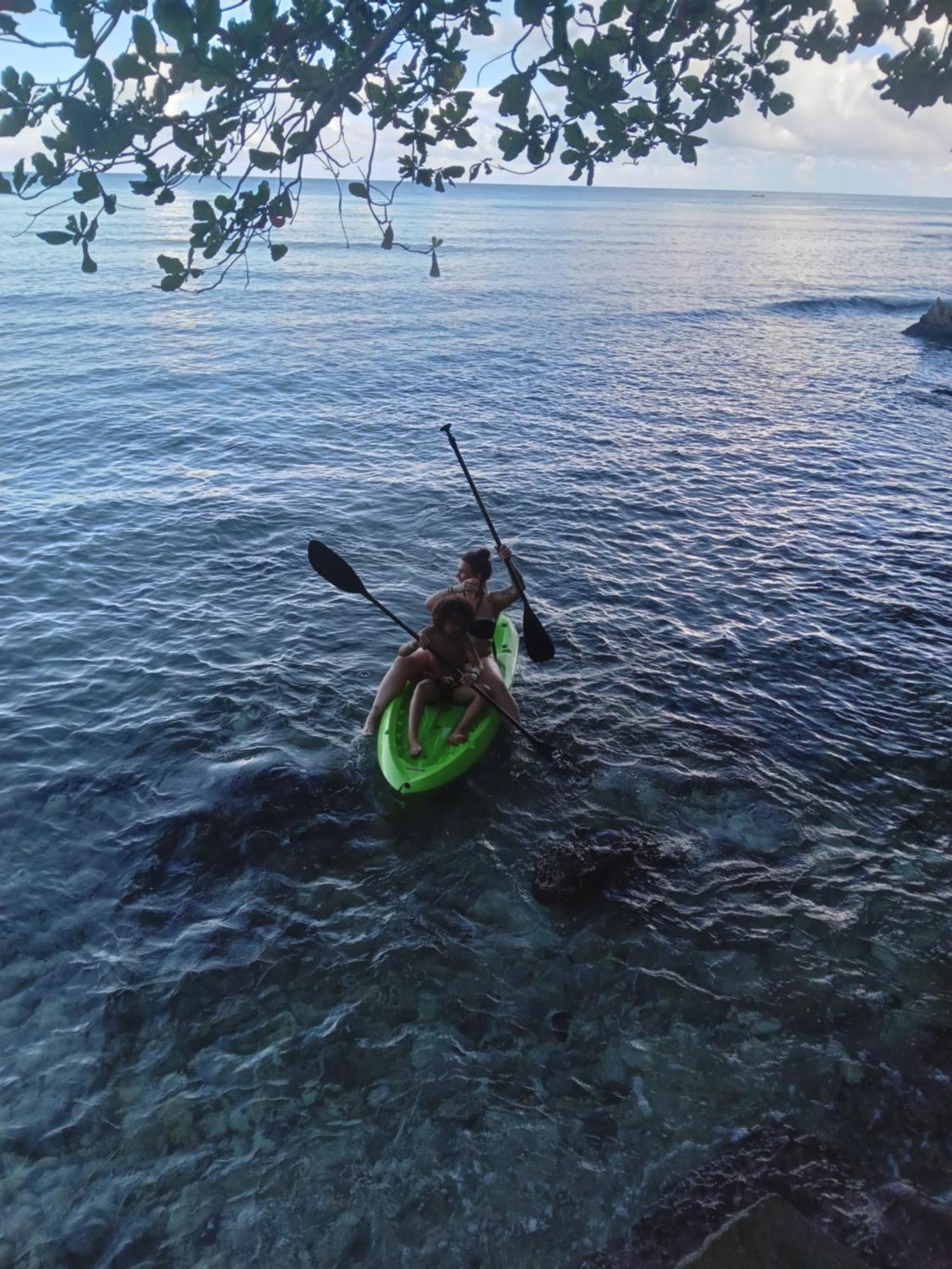 ホテル Barracuda Beach ポート・アントニオ エクステリア 写真